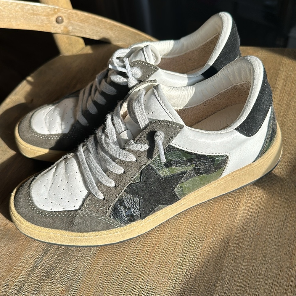 Vintage Havana Sneakers